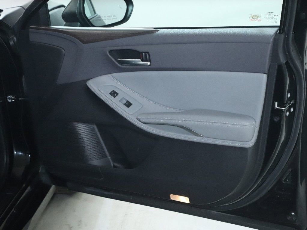 Used 2019 Toyota Avalon XLE w/ Moonroof Package image 34