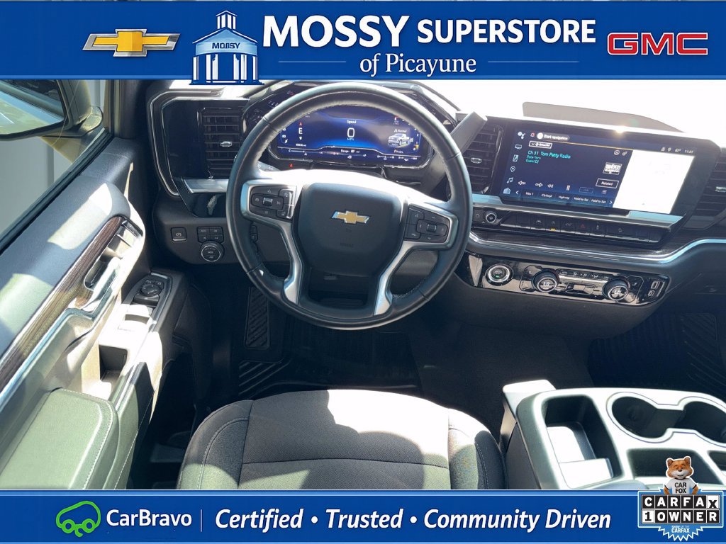 Certified 2024 Chevrolet Silverado 1500 LT w/ Z71 Off-Road Package AWD/4WD image 16