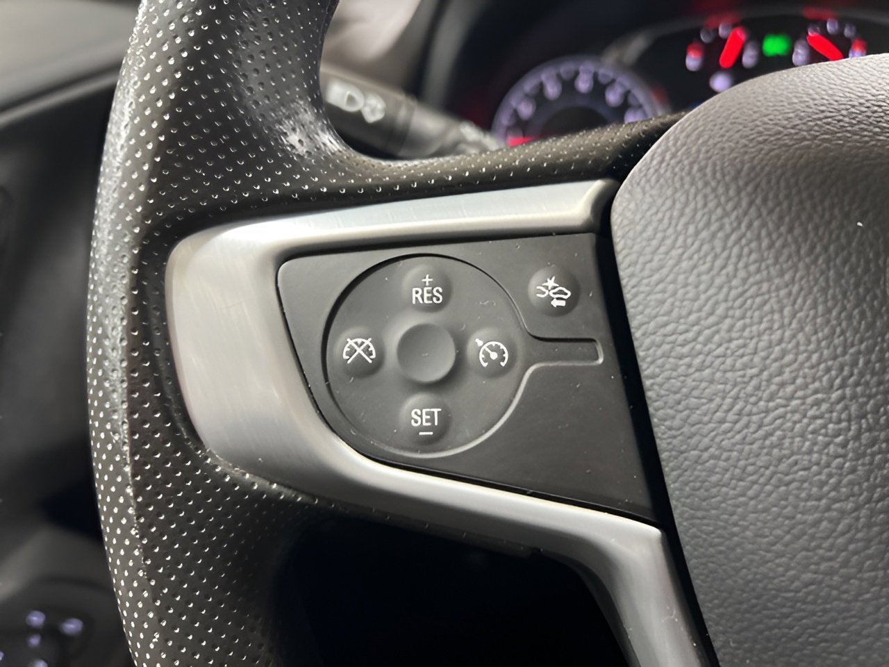 Used 2024 GMC Terrain SLE image 45