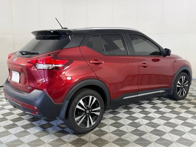 Used 2020 Nissan Kicks SR w/ SR Premium Package FWD image 10