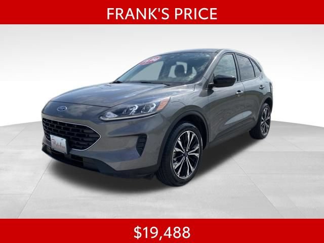 Used 2022 Ford Escape SE w/ SE Sport Appearance Package AWD/4WD image 1