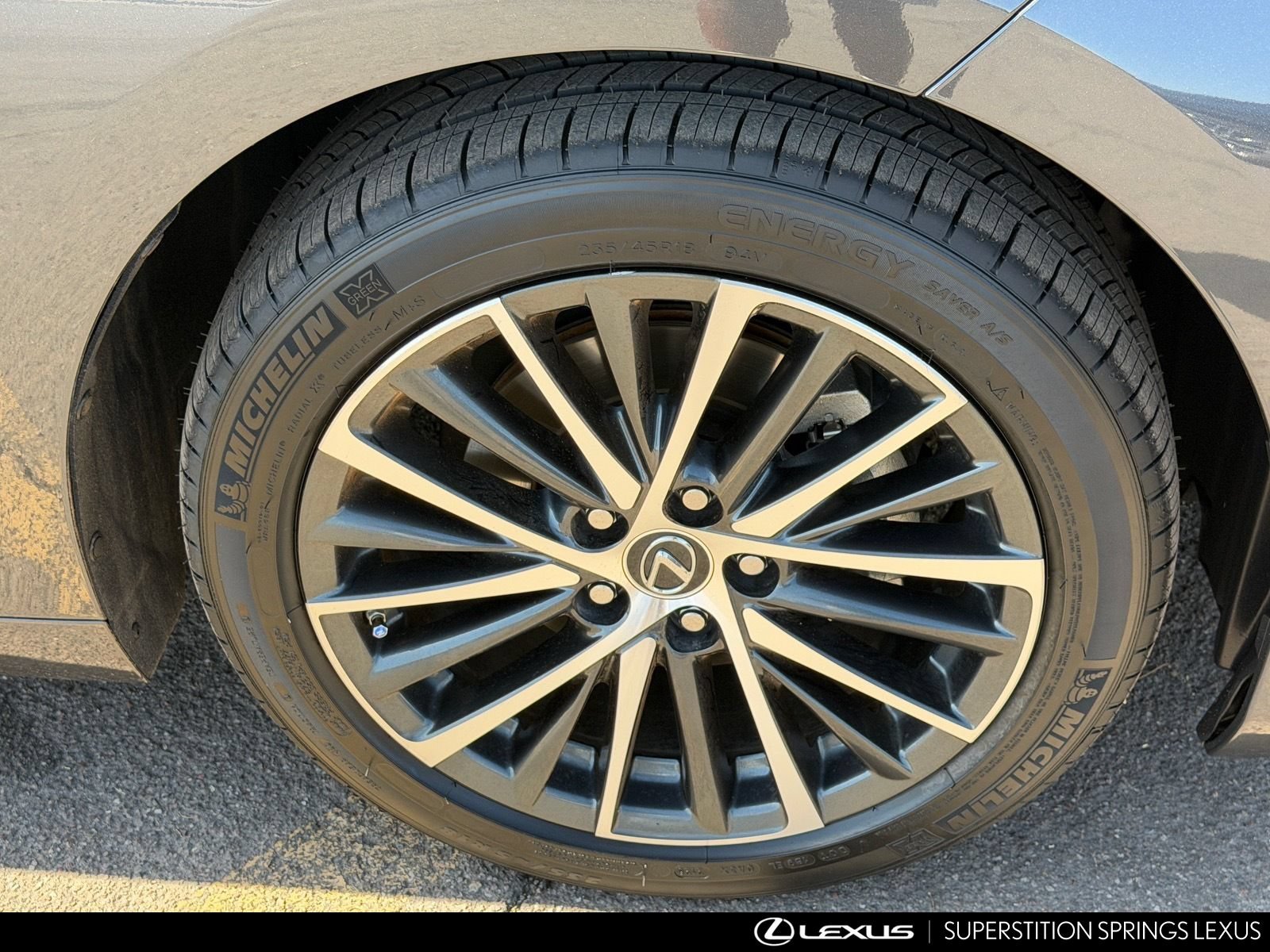 Certified 2025 Lexus ES 300h w/ Premium Package FWD image 11