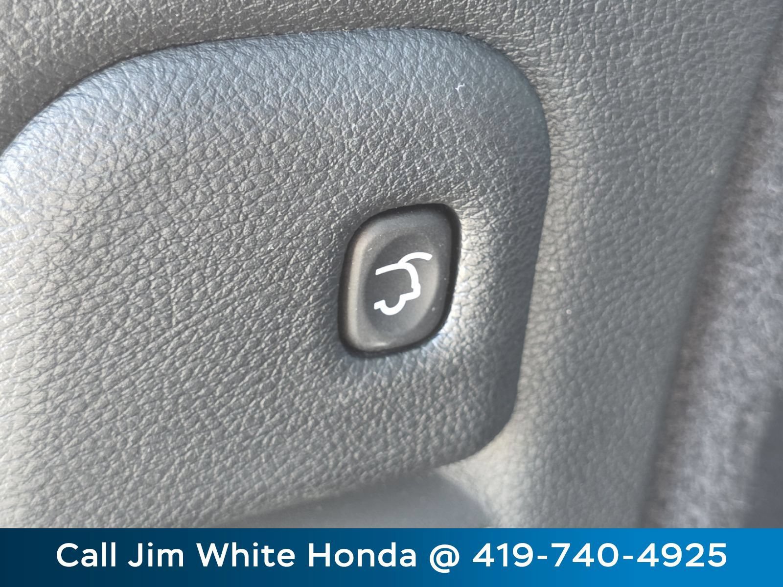 Used 2023 Dodge Durango GT AWD/4WD image 17