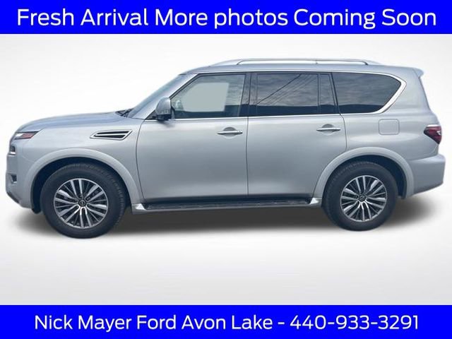 Used 2024 Nissan Armada SL w/ Captain's Chairs Package image 3