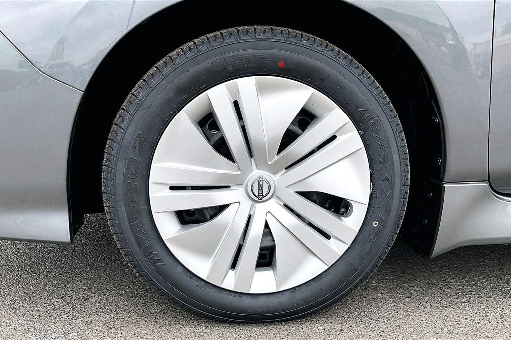 Used 2025 Nissan Leaf S FWD image 34