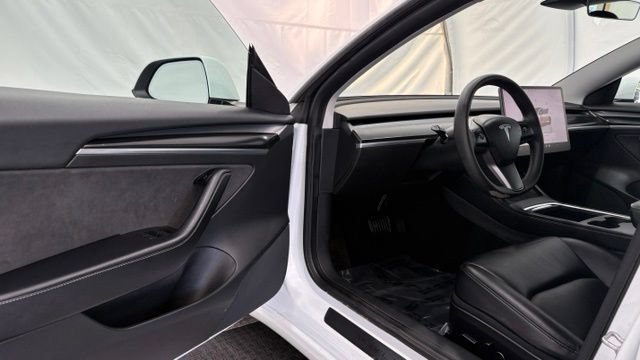 Used 2022 Tesla Model 3 RWD image 30