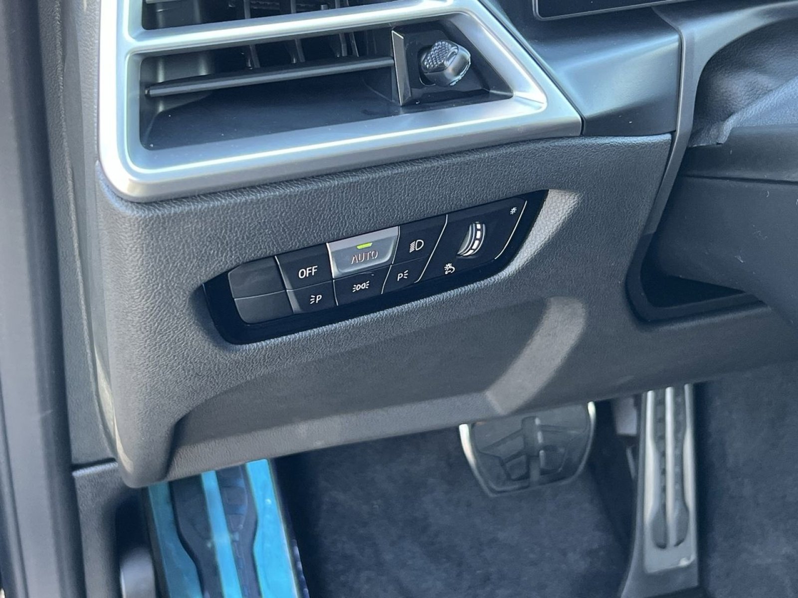 New 2026 BMW M2 w/ Lighting Package image 31