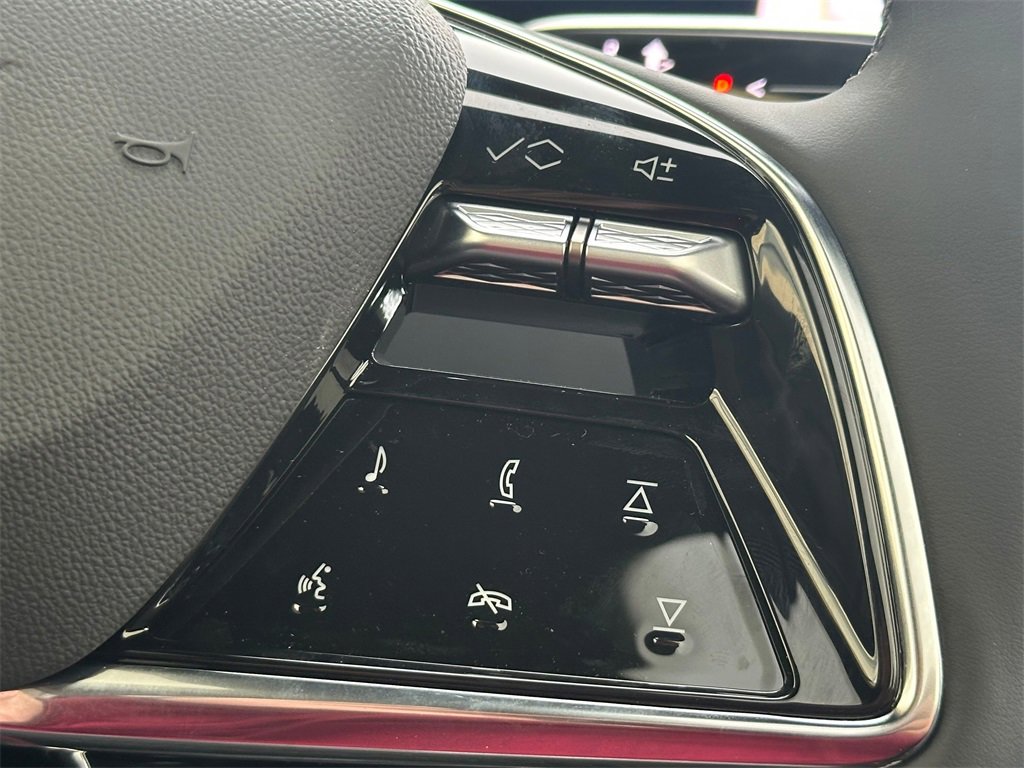 New 2026 Cadillac Lyriq Luxury image 33