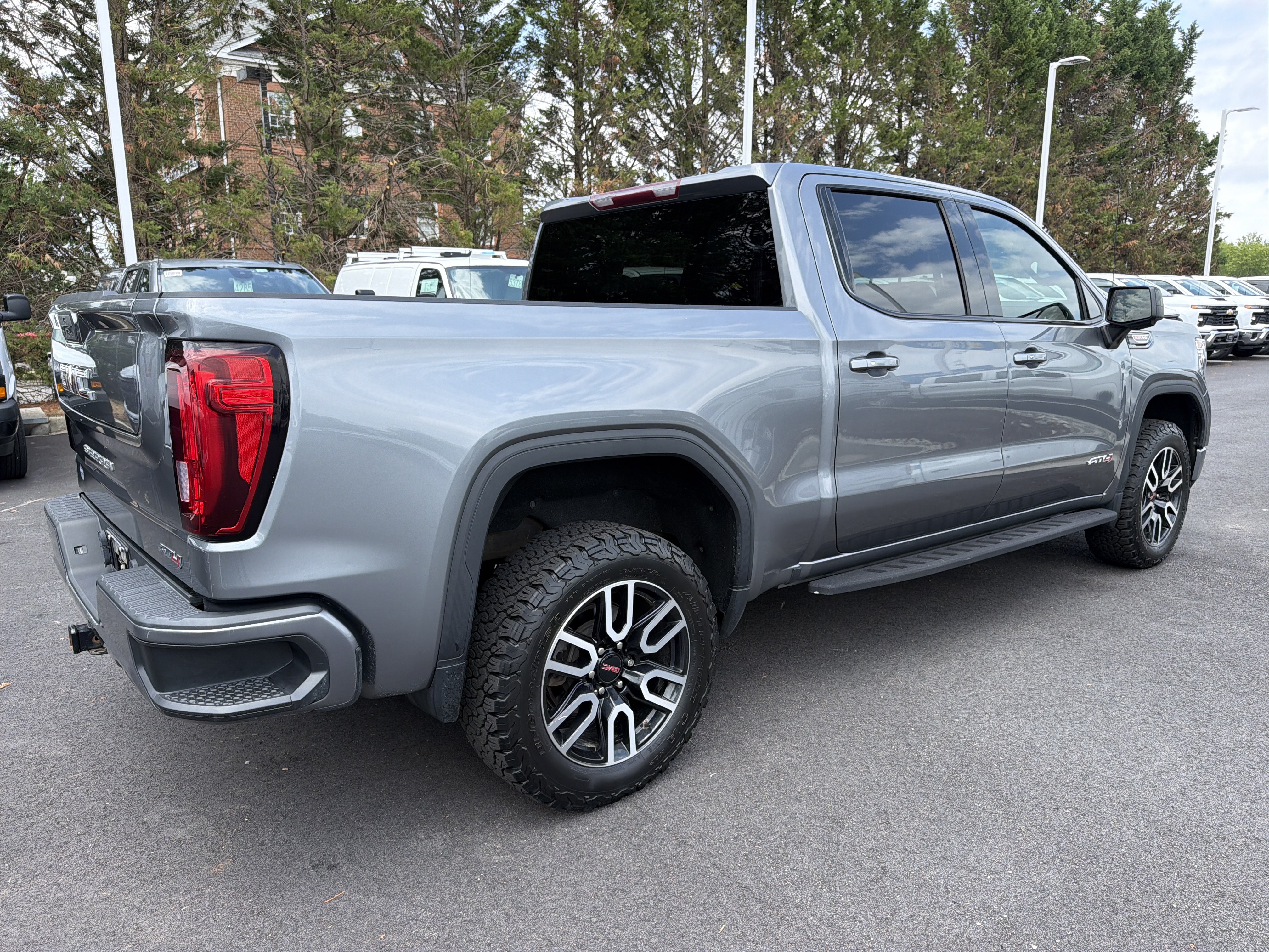 Used 2021 GMC Sierra 1500 AT4 AWD/4WD image 10