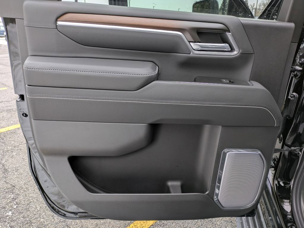 New 2026 GMC Sierra 3500 Denali w/ Denali Reserve Package image 30