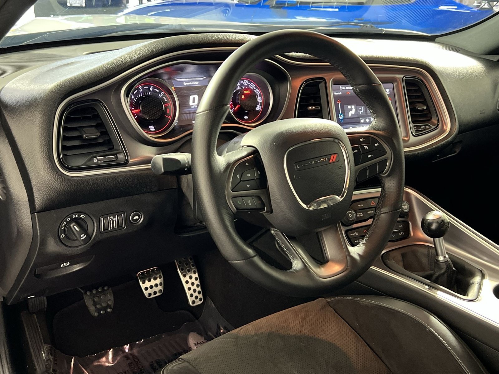 Used 2019 Dodge Challenger R/T Scat Pack w/ Dynamics Package RWD image 23
