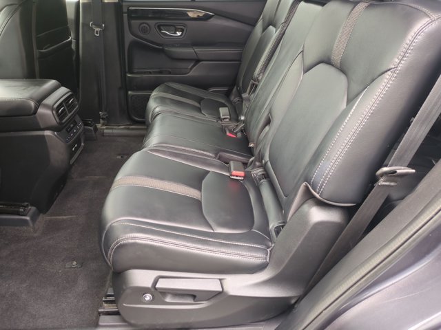 Certified 2023 Honda Pilot Touring image 21