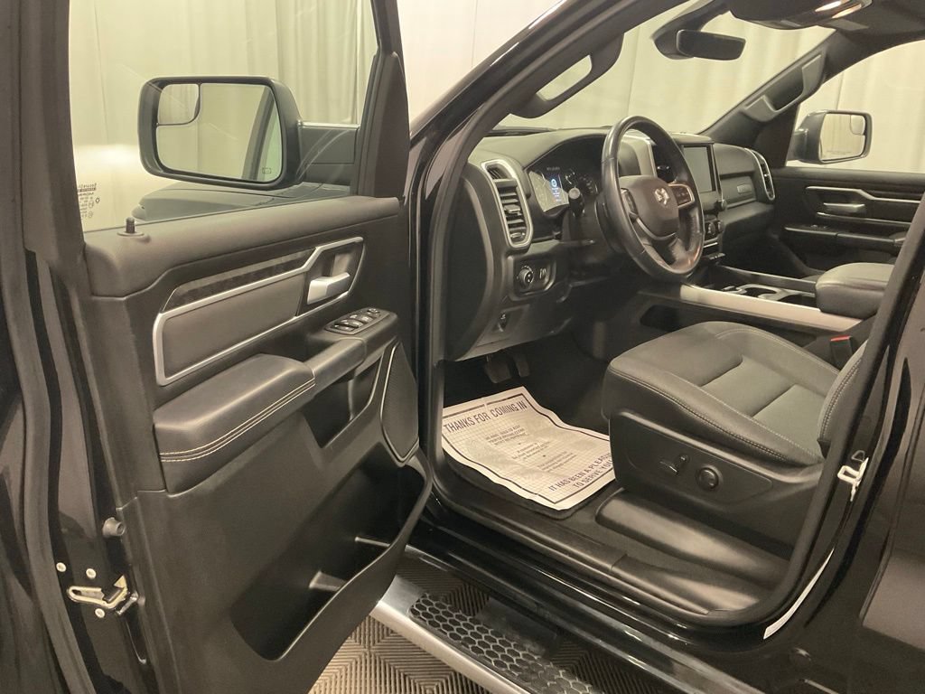 Used 2023 RAM 1500 Big Horn AWD/4WD image 4