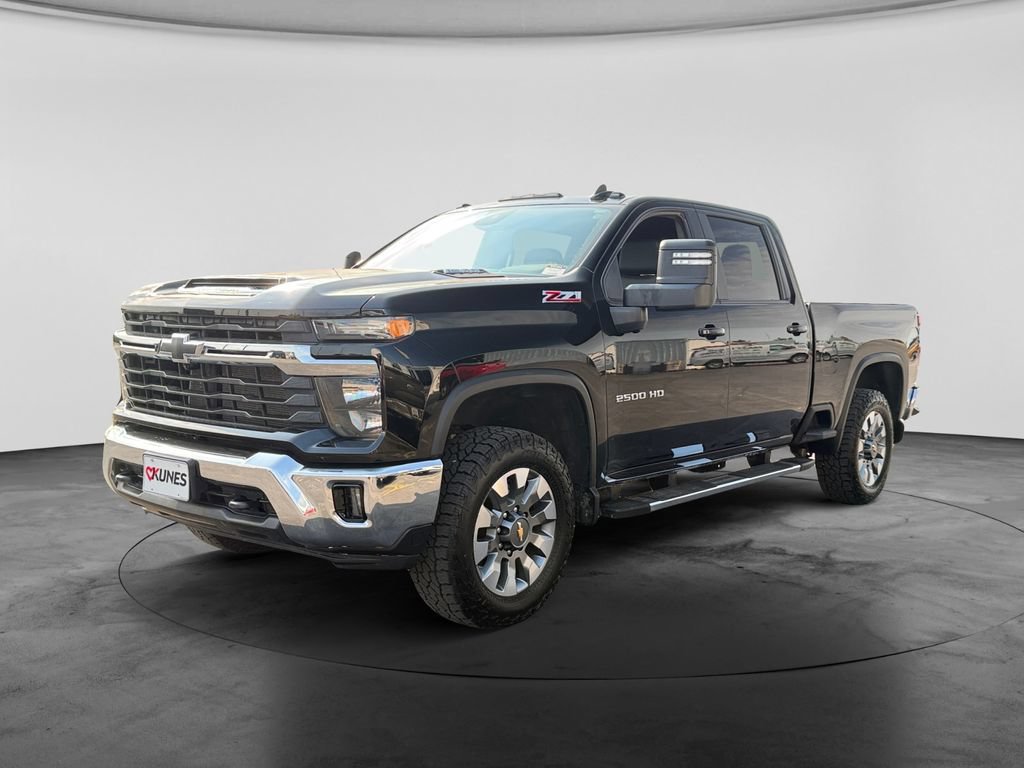 Used 2024 Chevrolet Silverado 2500 LT w/ All Star Edition AWD/4WD image 4