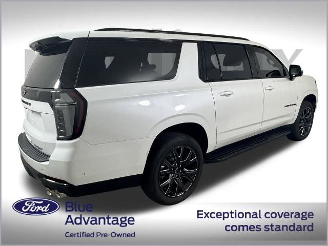 Used 2025 Chevrolet Suburban RST w/ RST Capability Package image 5