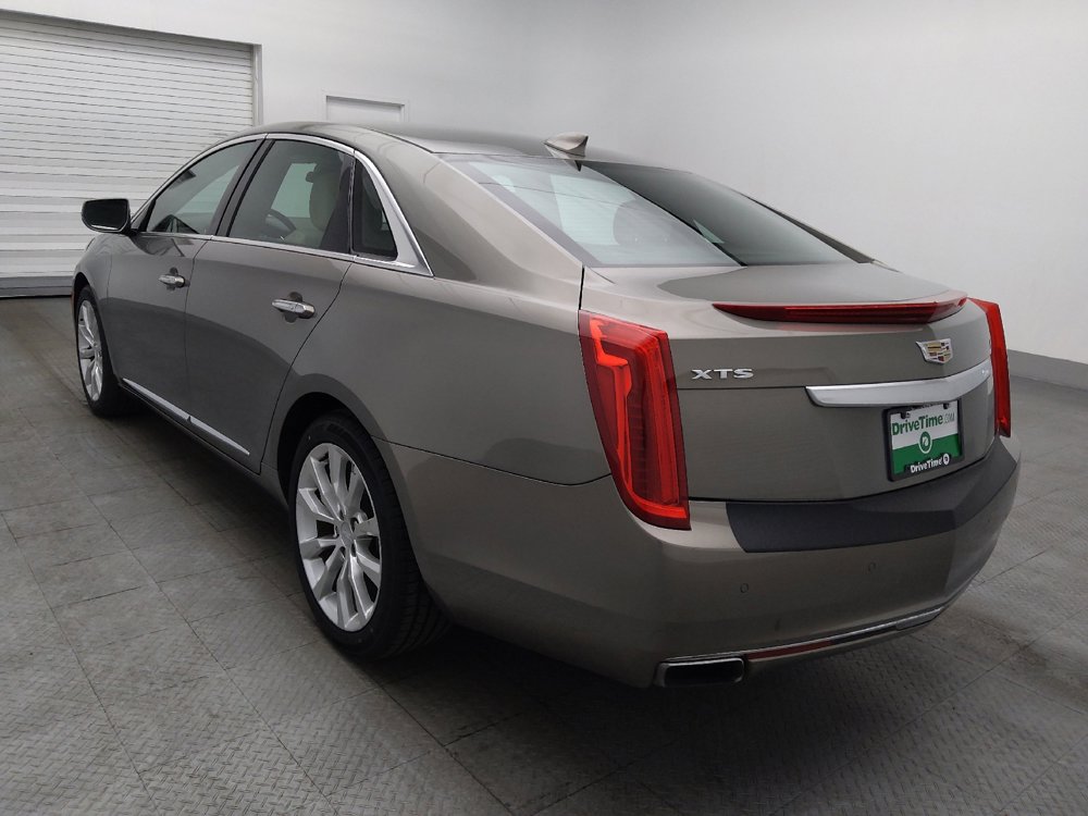 Used 2017 Cadillac XTS Luxury w/ Driver Awareness Package FWD image 5