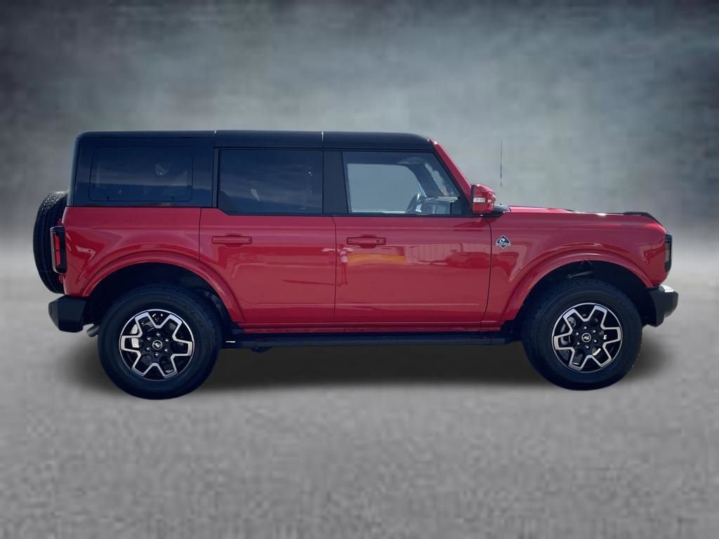 Used 2024 Ford Bronco Outer Banks AWD/4WD image 4