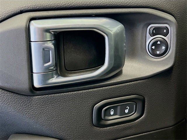 Used 2024 Jeep Wrangler Sahara w/ Technology Group image 21