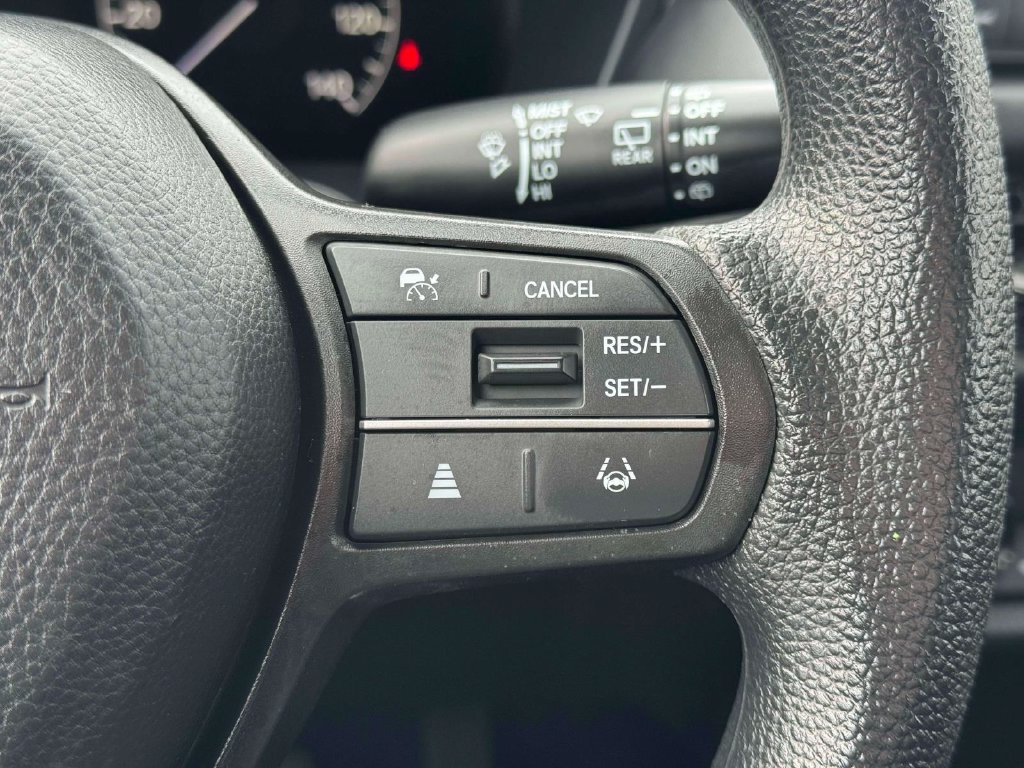 Used 2025 Honda HR-V LX image 24