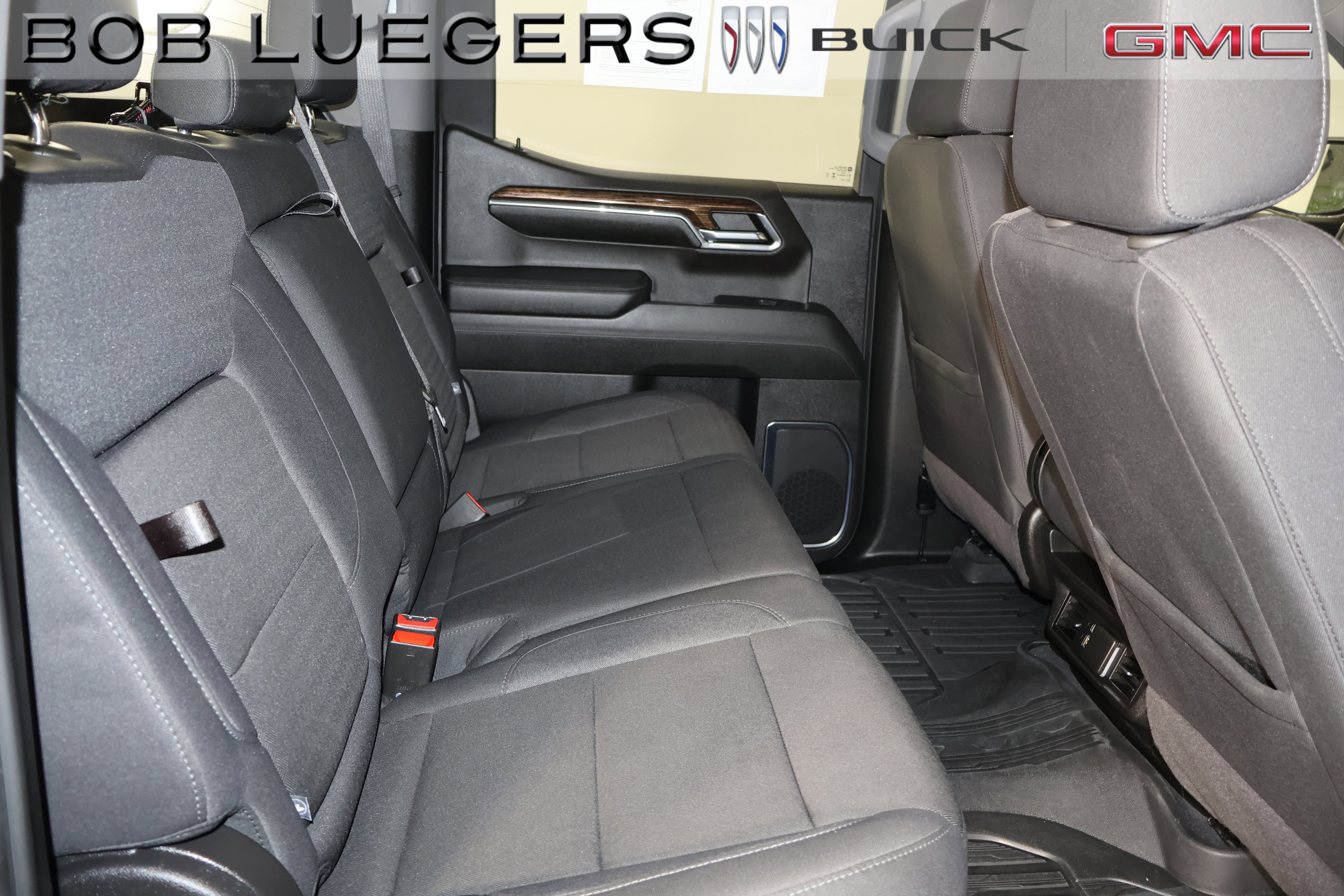 Certified 2024 GMC Sierra 1500 Elevation image 21