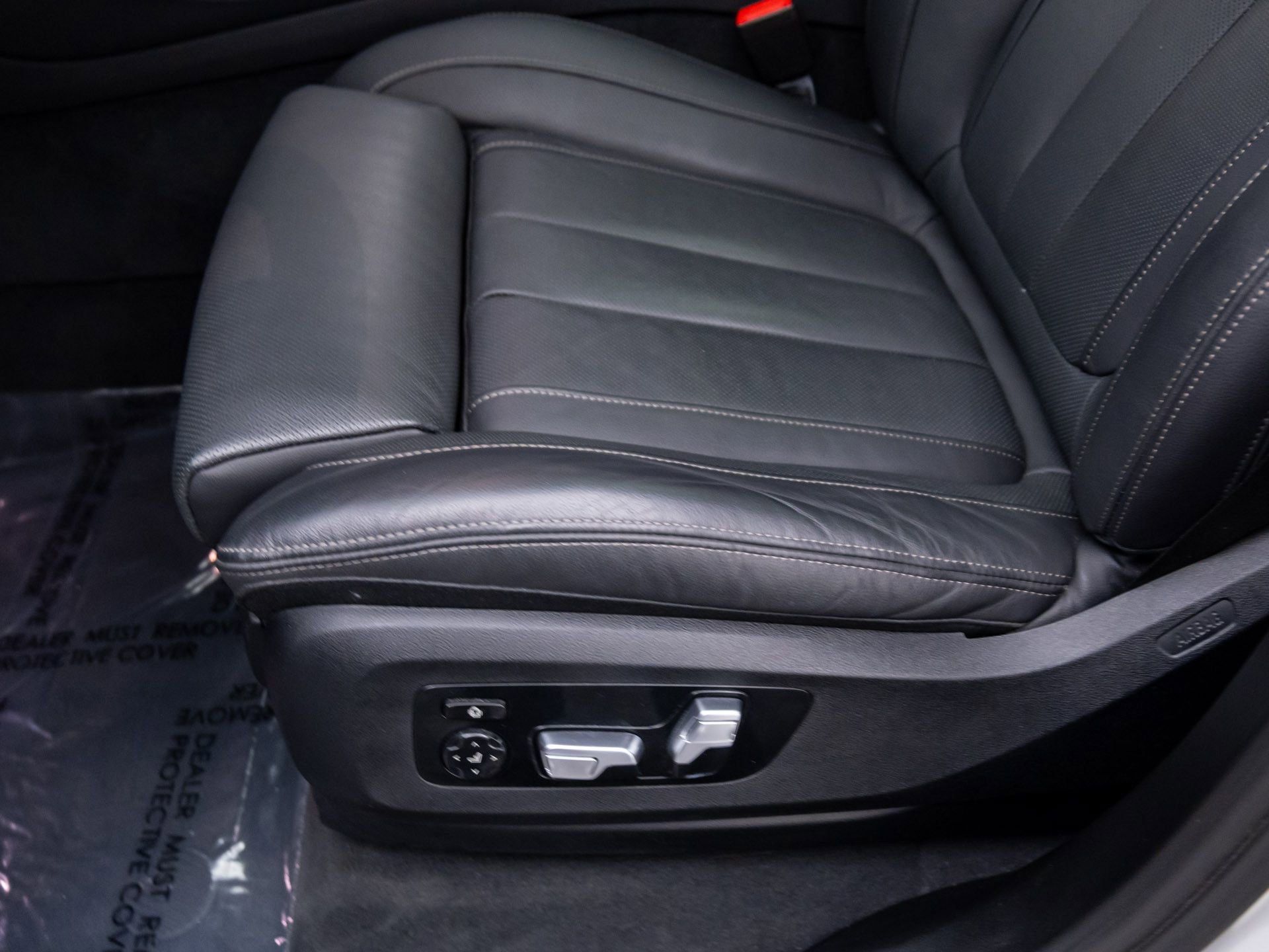 Used 2021 BMW X5 xDrive45e w/ Executive Package image 14