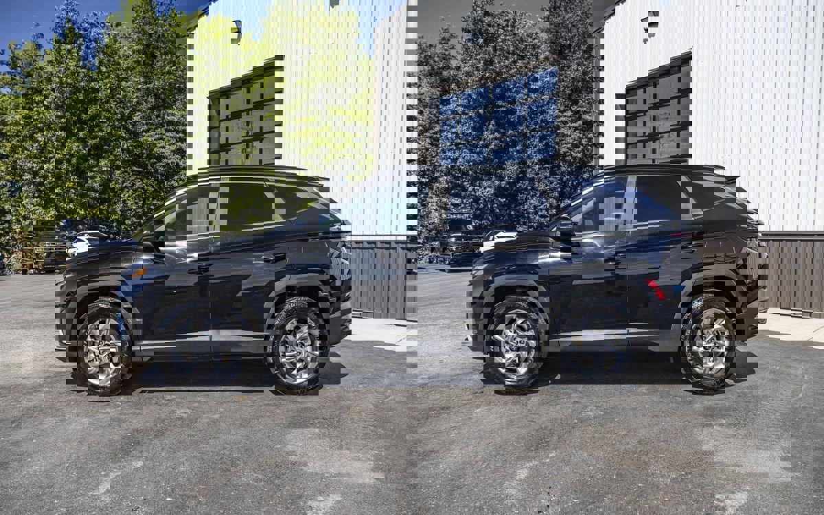 Used 2022 Hyundai Tucson SEL image 2