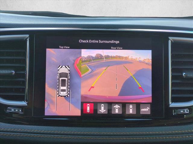 Used 2023 Chrysler Pacifica Pinnacle image 14