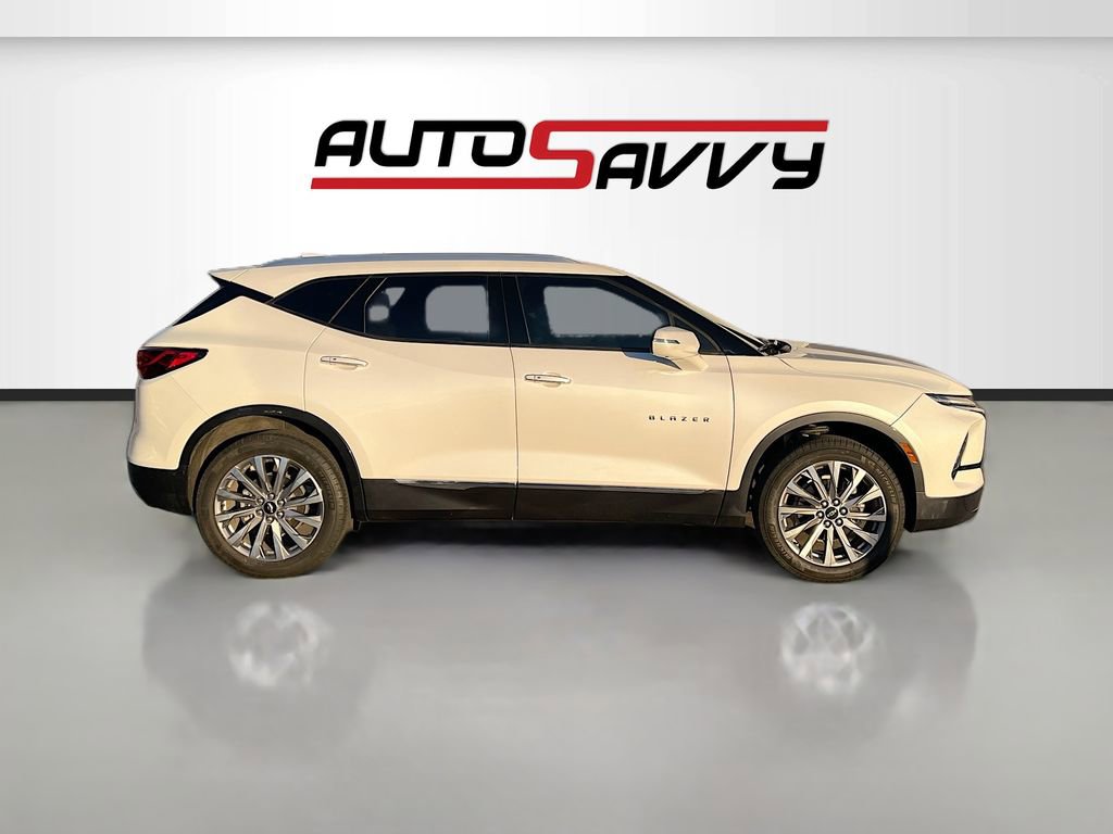 Used 2024 Chevrolet Blazer Premier w/ Driver Confidence II Package FWD image 8