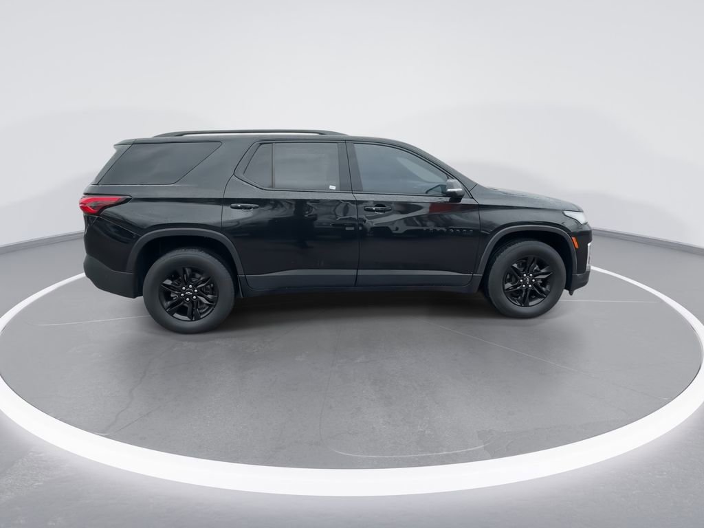 Used 2023 Chevrolet Traverse LT FWD image 9