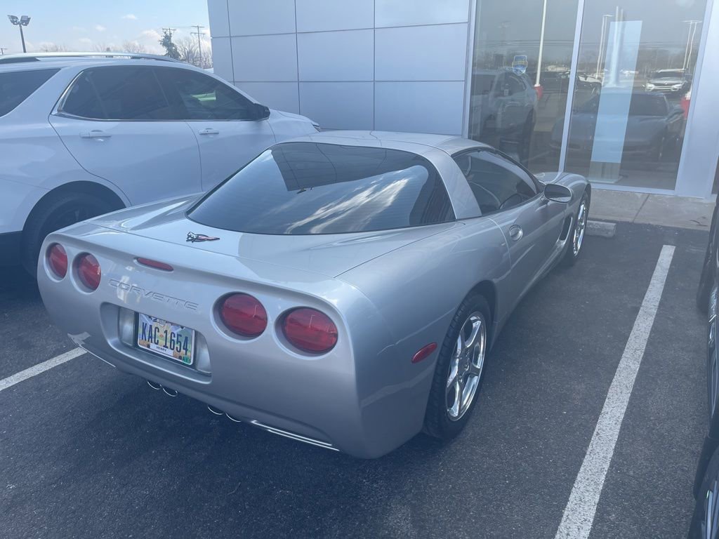 Used 2004 Chevrolet Corvette Coupe w/ Roof Package image 5