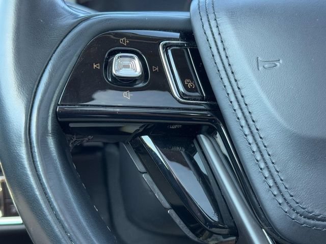 Used 2023 Lincoln Aviator Reserve w/ Equipment Group 201A AWD/4WD image 19