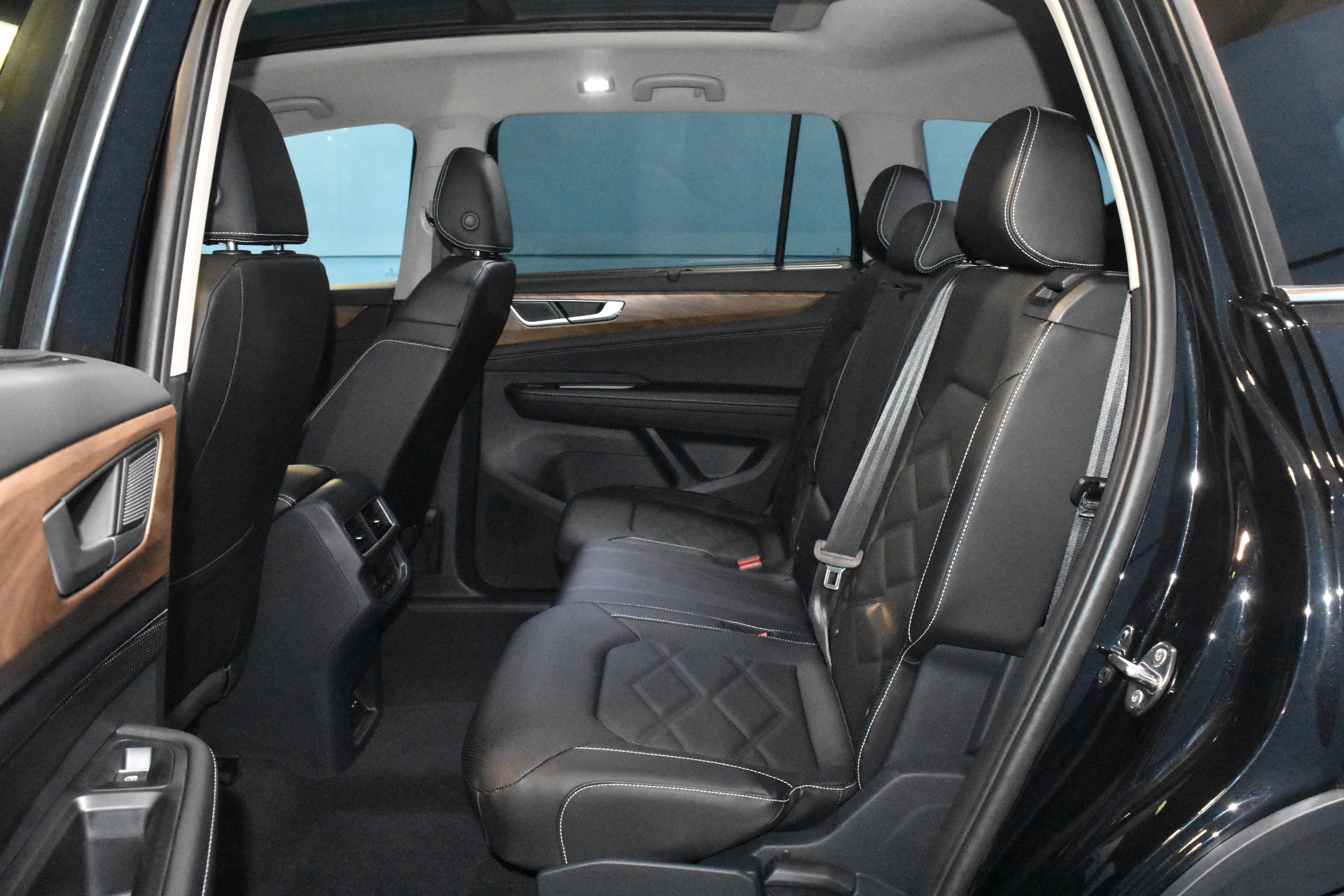 New 2026 Volkswagen Atlas SE AWD/4WD image 16