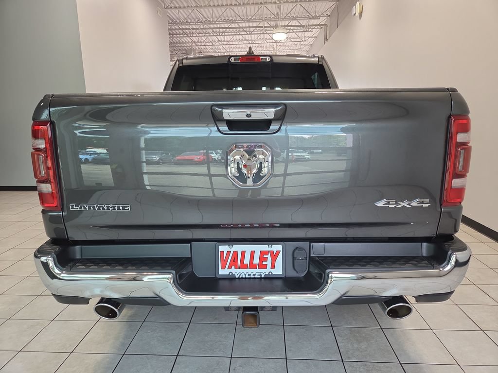 Used 2022 RAM 1500 Laramie AWD/4WD image 6
