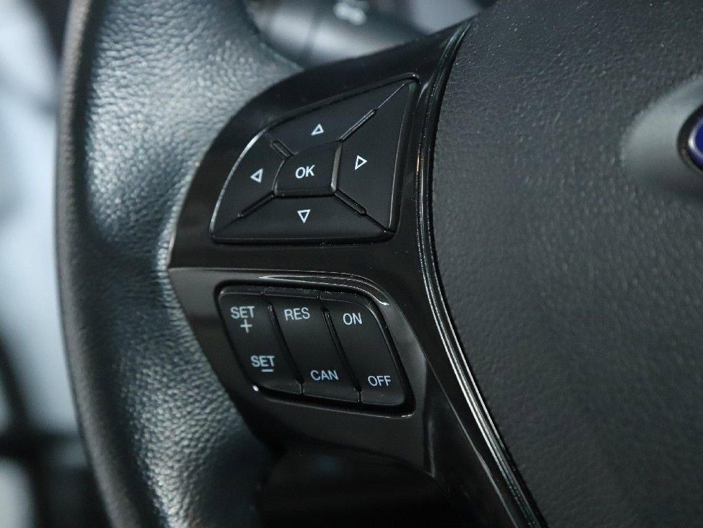 Used 2018 Ford Explorer XLT image 22