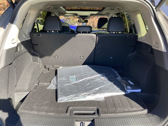 New 2026 Nissan Rogue Platinum image 16