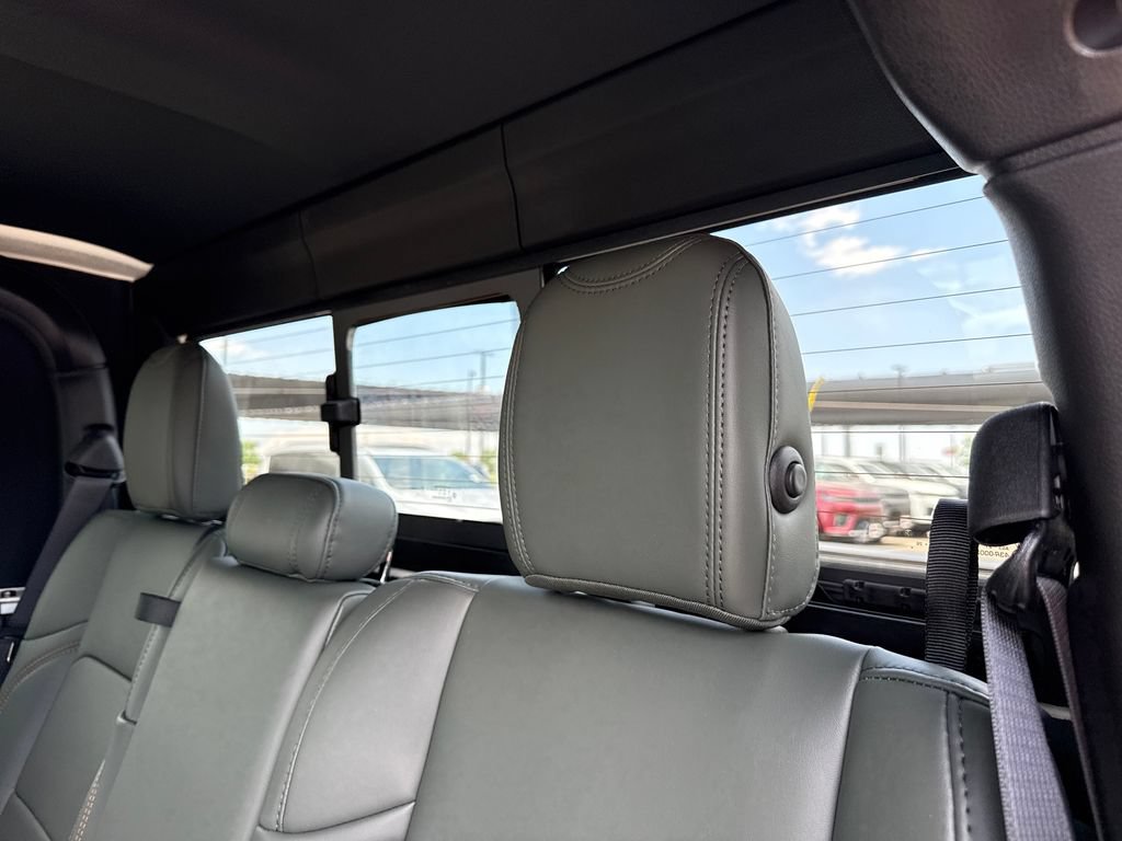 New 2026 Jeep Gladiator Mojave AWD/4WD image 27