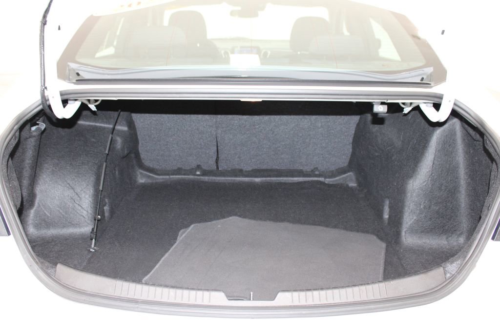 Used 2023 Chevrolet Malibu LT image 14