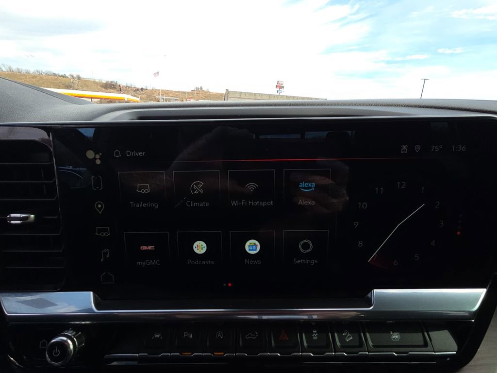 Used 2024 GMC Sierra 1500 SLT w/ SLT Premium Plus Package image 23