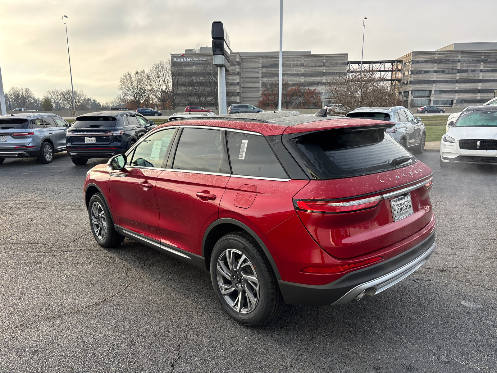 New 2026 Lincoln Corsair Premiere image 5