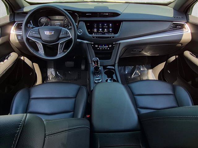 Used 2024 Cadillac XT5 Luxury FWD image 17