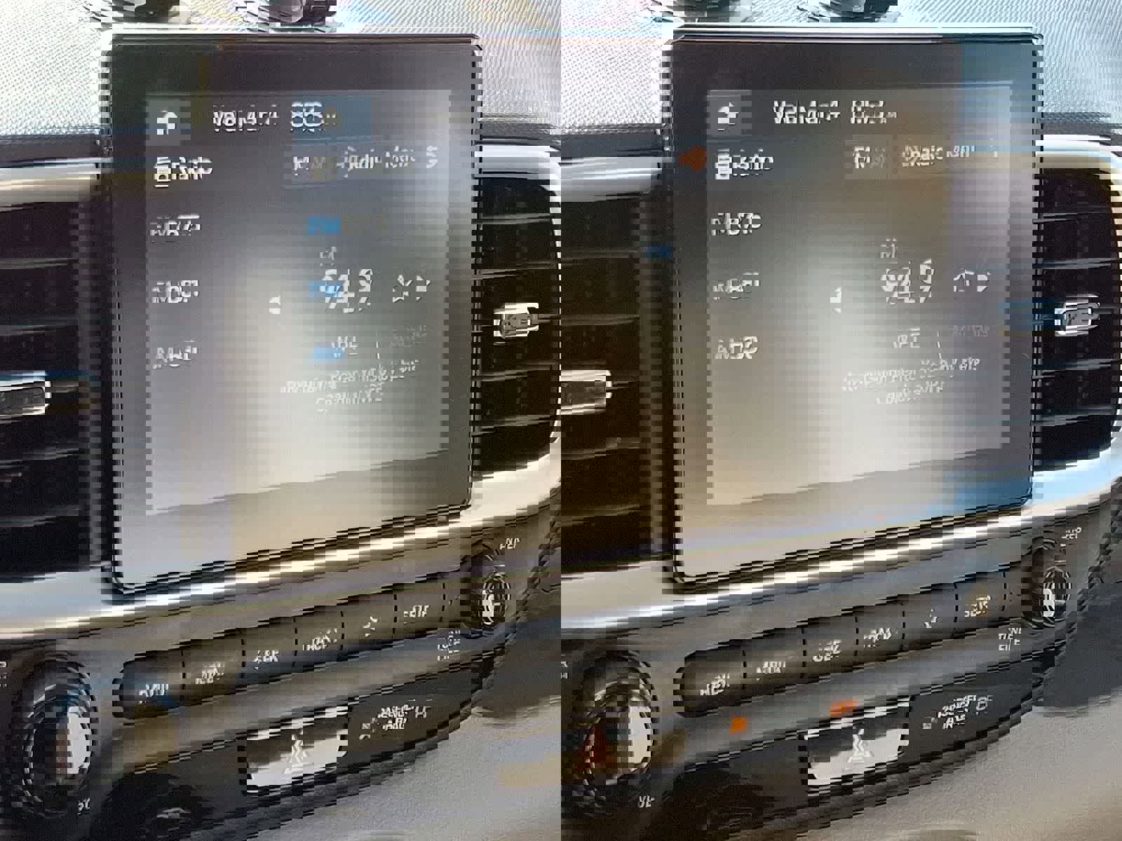 Used 2024 Hyundai Venue SEL image 19