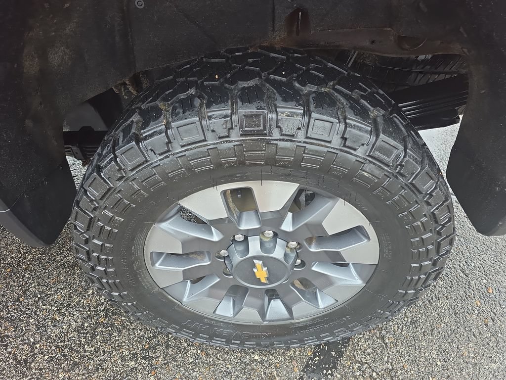 Used 2022 Chevrolet Silverado 2500 LT w/ Convenience Package AWD/4WD image 13