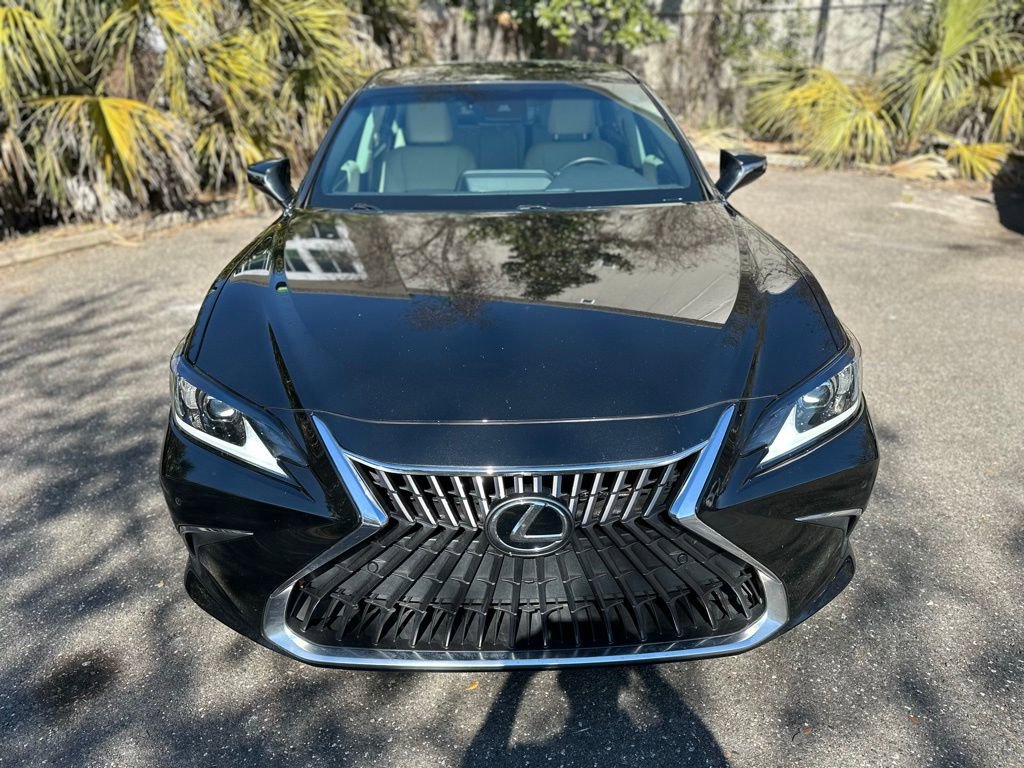 Used 2022 Lexus ES 350 w/ Premium Package FWD image 4