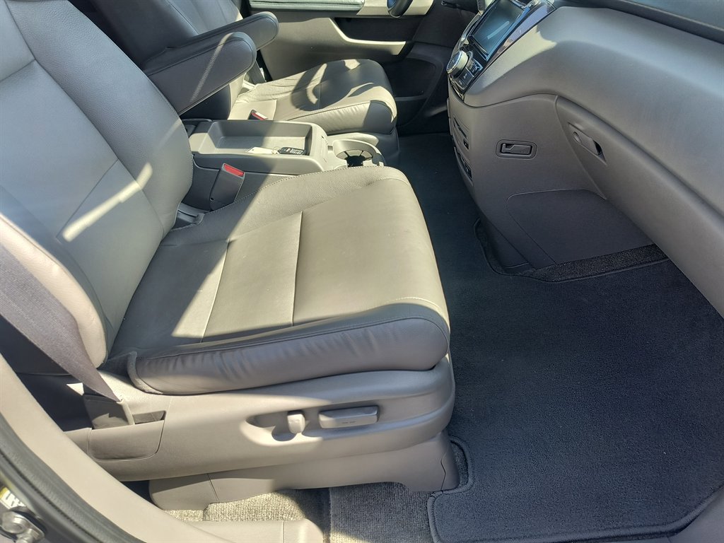 Used 2014 Honda Odyssey Touring image 22