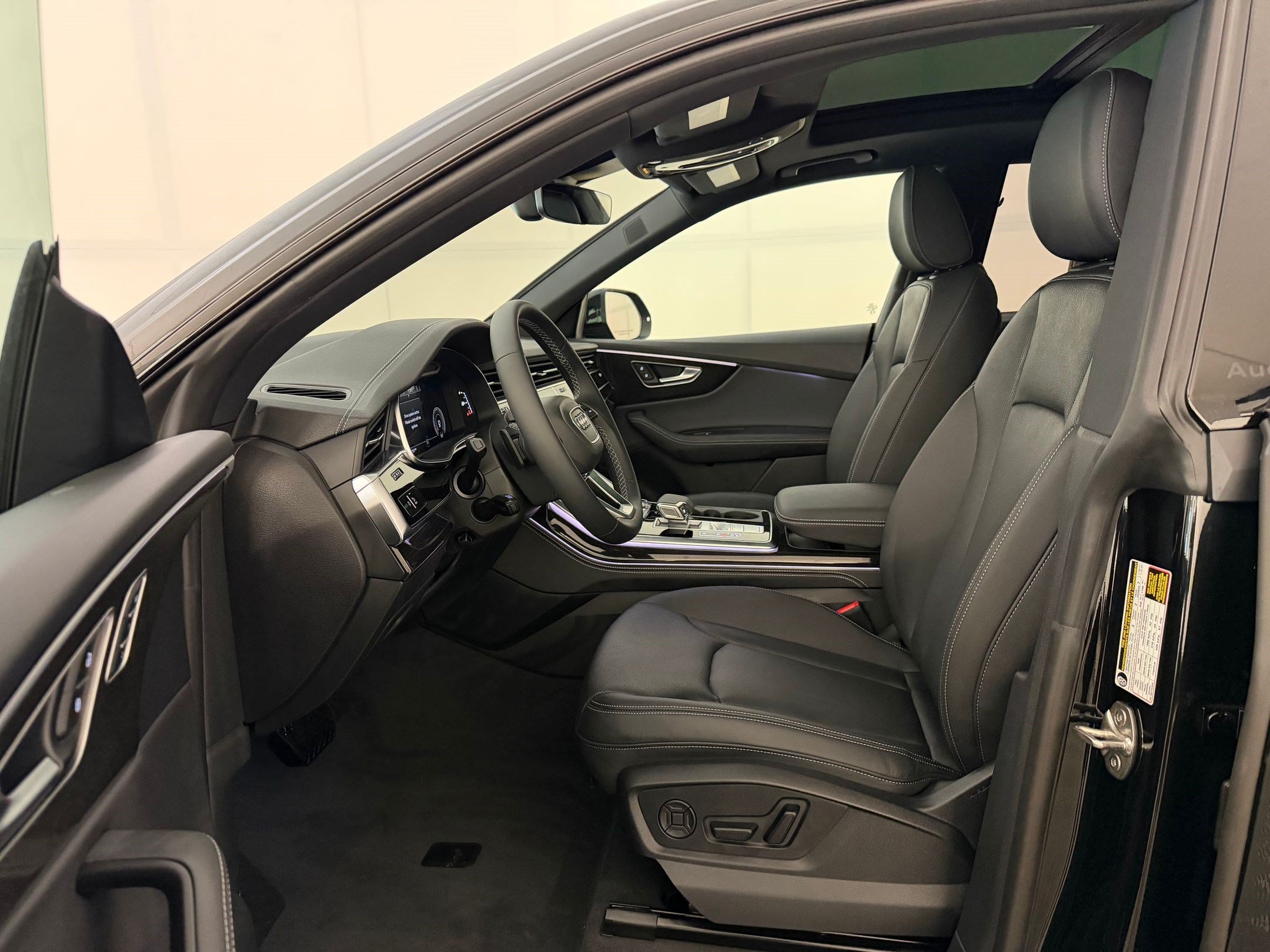 New 2027 Audi Q8 Premium Plus AWD/4WD image 5