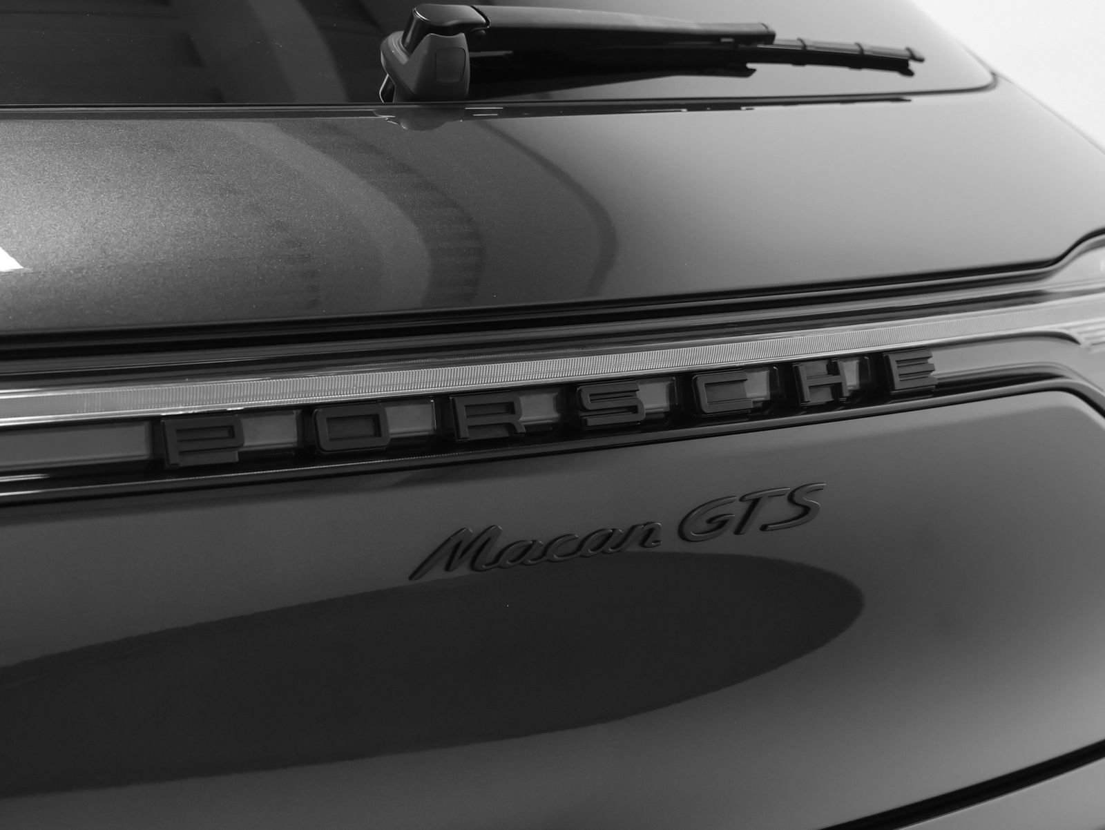 Certified 2024 Porsche Macan GTS w/ Premium Plus Package AWD/4WD image 21
