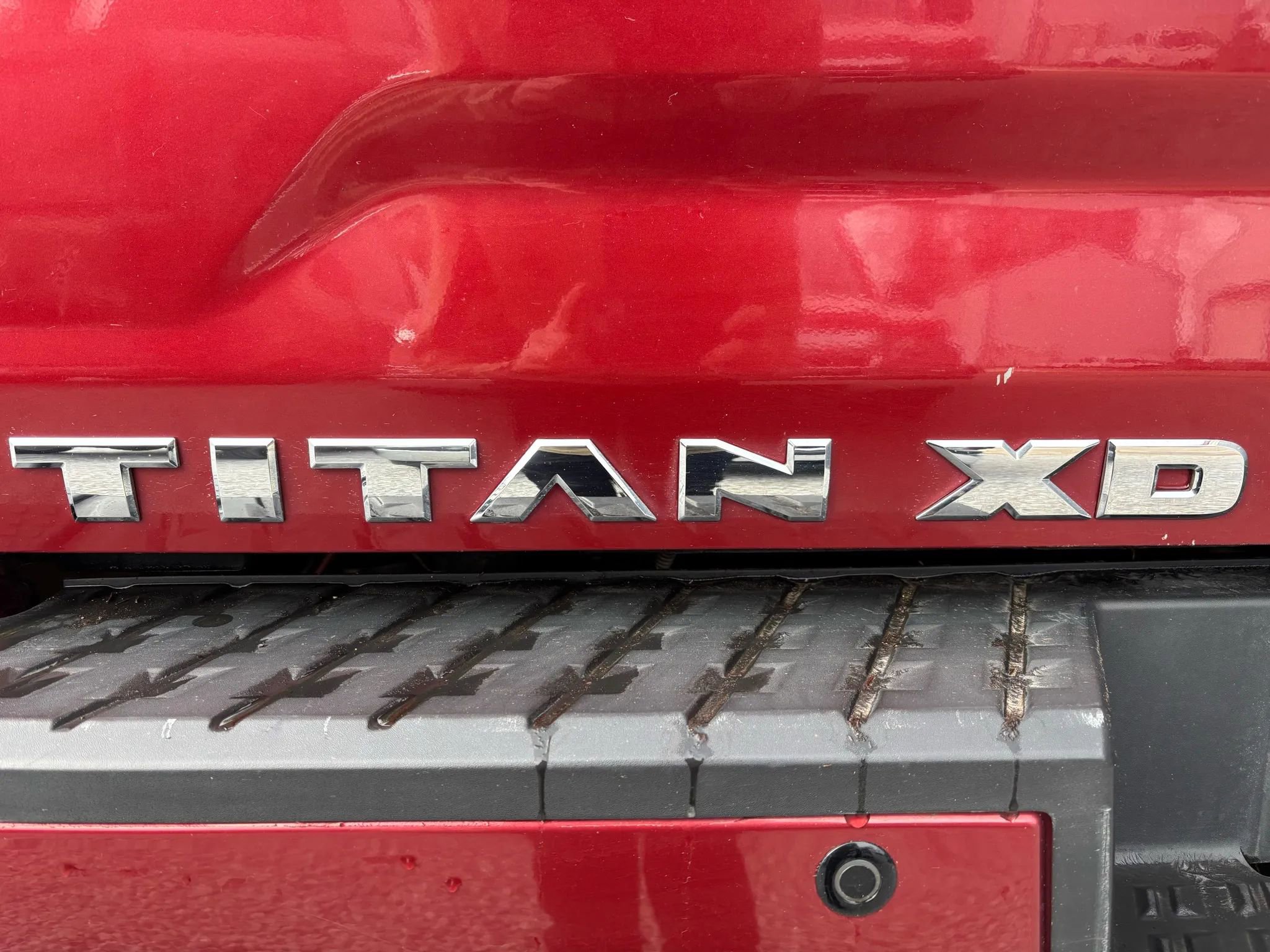 Used 2017 Nissan Titan SL w/ Chrome Package image 14