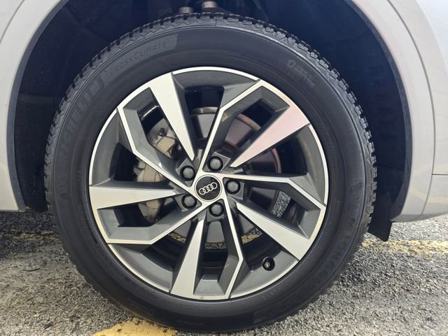 Used 2023 Audi Q5 2.0T Premium Plus AWD/4WD image 45