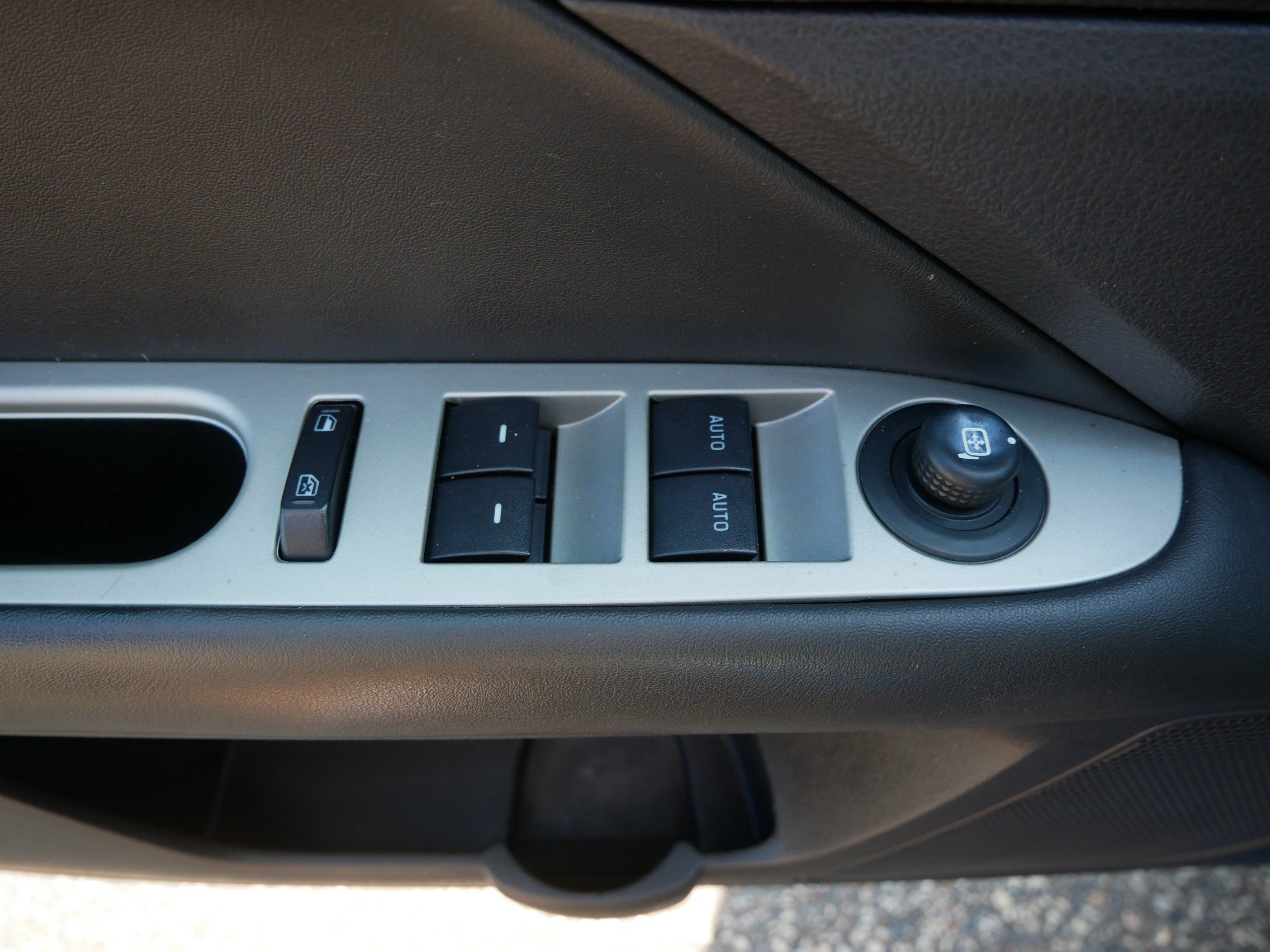 Used 2011 Ford Fusion SEL w/ 301A Rapid Spec Order Code FWD image 20