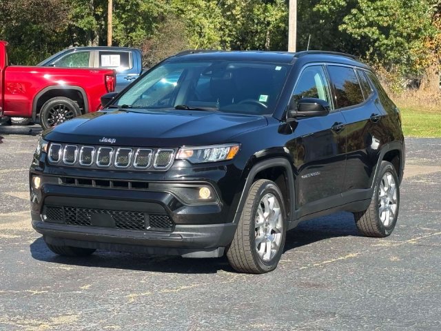 Used 2022 Jeep Compass Latitude AWD/4WD image 30